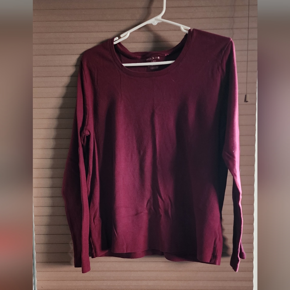 White Stags Women's Long Sleeve 100% Cotton Shirt Top. Burgundy in Color XL Used